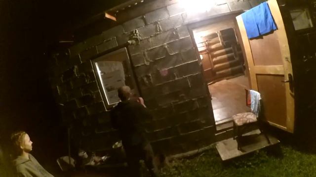Напали пчелы на даче смотреть онлайн