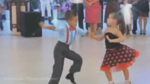 Сергей АРУТЮНОВ - Прекрасное Далеко - Танец детей