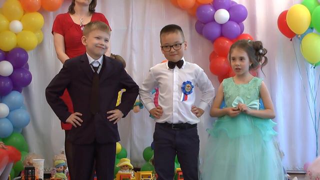 Выпуск 2018 = DS 128 08 = Стихи Что такое школа = смотреть онлайн
