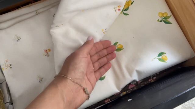 БУФЕТ С ПОСУДОЙ | СШИЛА ЛЬНЯНУЮ СКАТЕРТЬ | СЕРВИРОВКА смотреть онлайн