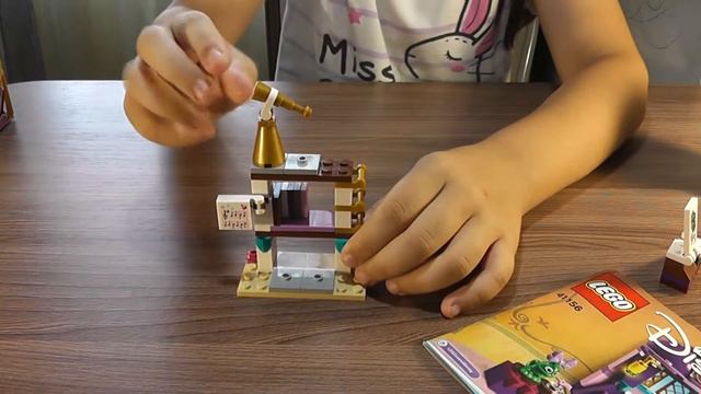 Обзор Lego Disney 41156 Спальня Рапунцель смотреть онлайн