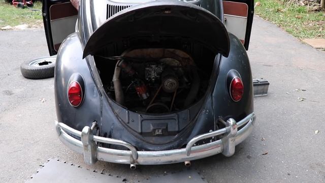 FIRST START IN 35 YEARS - Forgotten 1956 Vw Beetle Rescue - Will it Run? смотреть онлайн