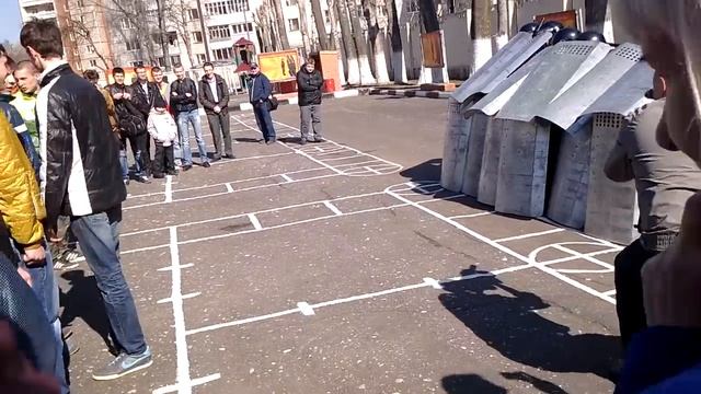 Толпа на омон смотреть онлайн