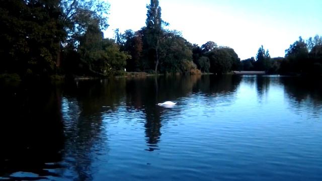 Озеро Домениль. Прогулка вдоль береговой линии. Два острова/Lac Daumesnil. Bois de Vincennes. смотреть онлайн