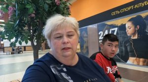 Переспала ночь и передумала. Получилось то что я хотела. В день знаний гуляем в Карнавале.