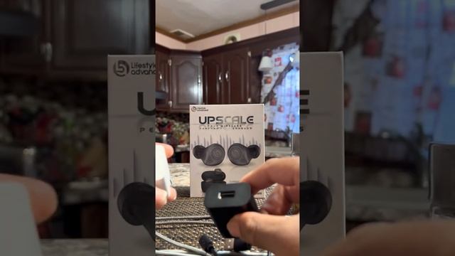 USB A vs USB C VS Lightning VS Micro USB - know your charging cables смотреть онлайн