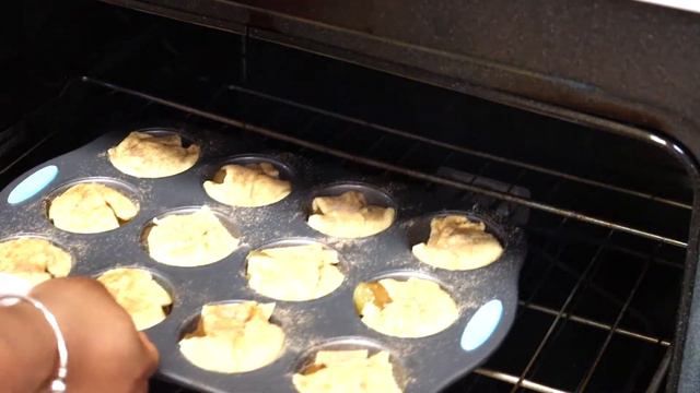 3-Ingredient Delicious Apple Pie Bites | Crumbs and Confetti with Diana смотреть онлайн