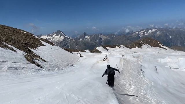 Les Deux Alpes summer skiing/ Летнее катание на лыжах на леднике Ле Де Альп / цены, отзывы! смотреть онлайн