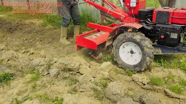 Установка активной фрезы на тяжелый мотоблок и проверка ее в деле. смотреть онлайн