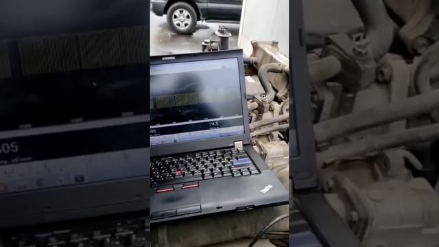 Осциллограмма маховика NQR ISUZU . Проблема плохого запуска двигателя смотреть онлайн