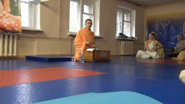 История Рагхуна́тха Да́са Госва́ми ,спутника Господа Чайтаньи.(1) смотреть онлайн