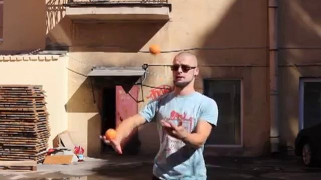#19. Тыльная сторона руки, каскад (видео уроки по жонглированию от ПГ) смотреть онлайн