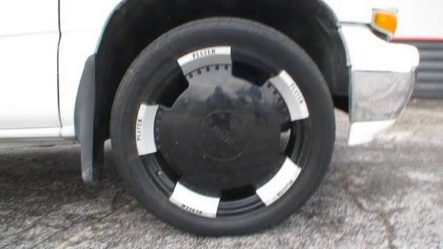 2001 Chevrolet Tahoe 1-Owner Base Used Cars - Coal Valley,Illinois - 2013-10-17 смотреть онлайн