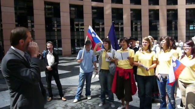 Peterle na orglice mladim смотреть онлайн