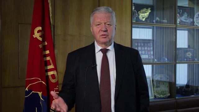 Обращения к Съезду: Председатель ФНПР М.Шмаков смотреть онлайн