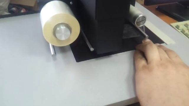 Печать лаком на российском принтере для горячего тиснения фольгой Foil Print x4 смотреть онлайн