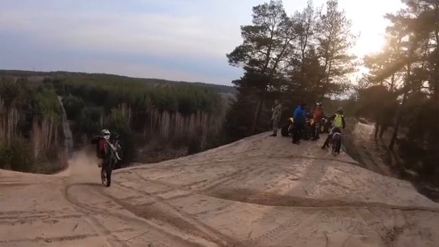 езда на заднем колесе смотреть онлайн