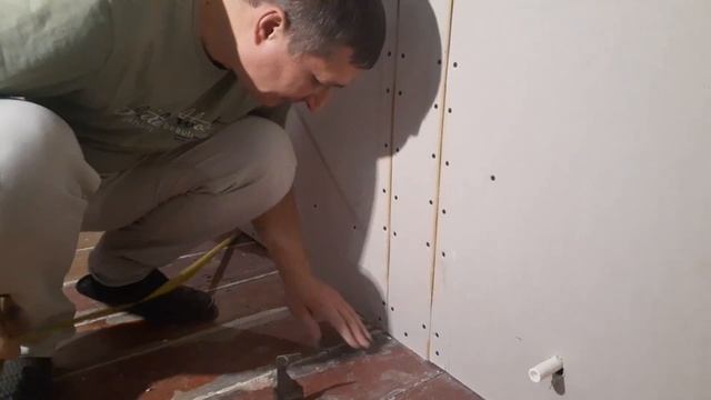 Установка батареи на гипсокартонную стену. Экономия должна быть экономной. Биметаллические радиатор смотреть онлайн