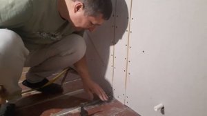 Установка батареи на гипсокартонную стену. Экономия должна быть экономной. Биметаллические радиатор