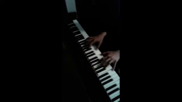 Титаник на пианино смотреть онлайн