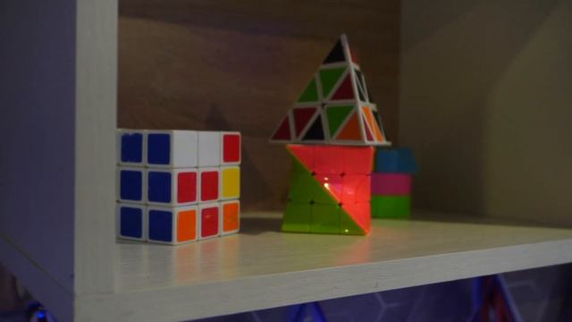 РУМ ТУР комнаты ДИЗАЙНЕРА! Обзор КОМНАТЫ ШКОЛЬНИКА-ДИЗАЙНЕРА! molvi смотреть онлайн