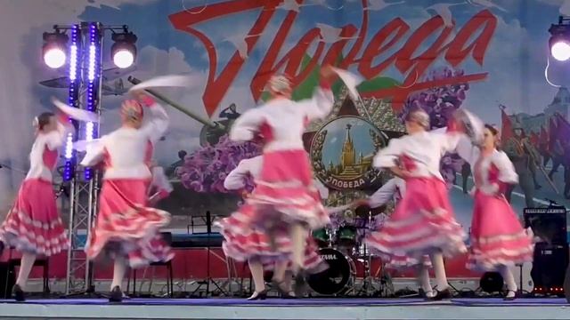 Cossack dance/Казачий танец смотреть онлайн