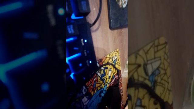 купили крутую мышку и клавиатуру!