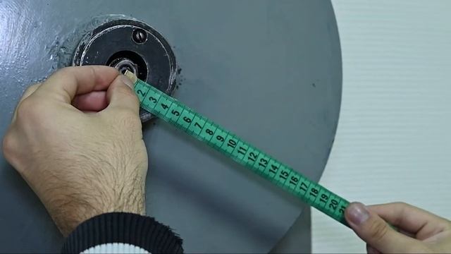Лабораторная работа "Определение момента инерции махового колеса методом свободных колебаний" смотреть онлайн