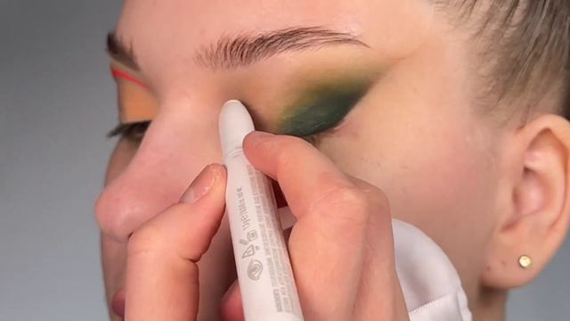 COLOR MAKEUP//Подробный алгоритм создания яркого макияжа смотреть онлайн