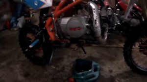 Замена масла в питбайке (kayo) 125 кубов.