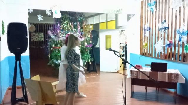 Новогодняя постановка коллектива села Белого.31.12.2024. смотреть онлайн