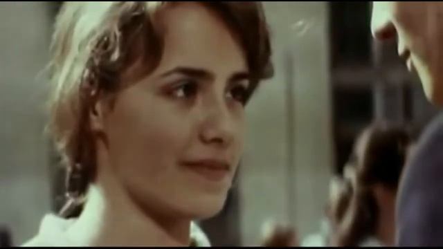 Дым костра создаёт уют... смотреть онлайн