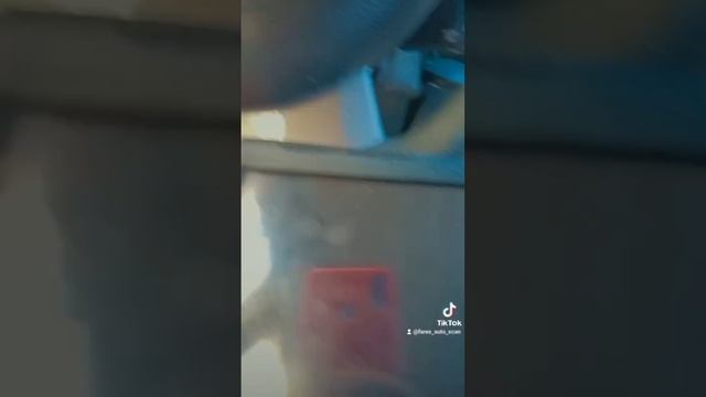 حل مشكل ضعف البطارية في سياراة داسيا ستيبواي داسيا لوڨان و رونو سامبول Problème de baterie смотреть онлайн