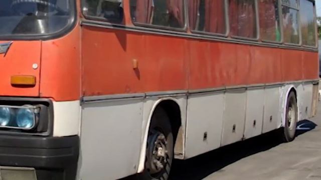Зачем на Икарус в СССР, на фары ставили такие очки? смотреть онлайн