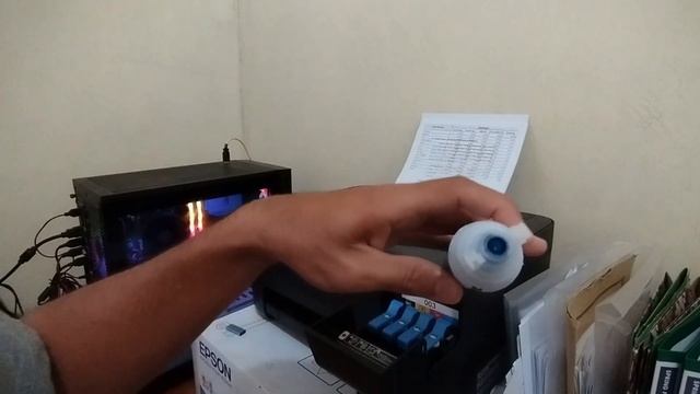 Cara Mengisi Tinta Pada Printer Epson L3210 Tanpa Harus Berantakan! смотреть онлайн
