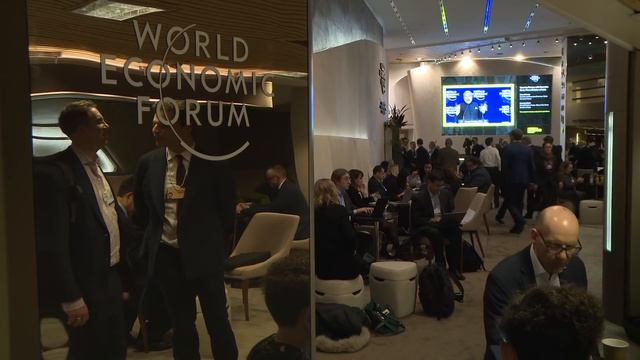 President Kagame attends the official opening of the World Economic Forum Annual Meeting 2018 смотреть онлайн