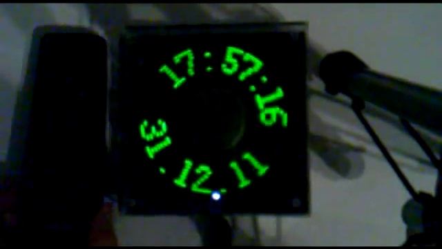 Часы Пропеллер (Propeller Clock) по-русски смотреть онлайн