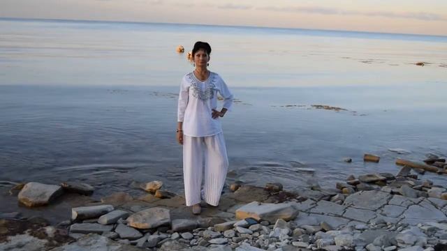 Женская Сила через Руническую Йогу смотреть онлайн