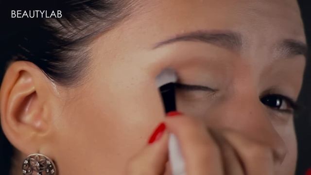 Яркий образ Ким Кардашьян смотреть онлайн