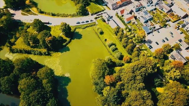 Willemstad, Noord Brabant, The Netherlands by Drone 4K смотреть онлайн