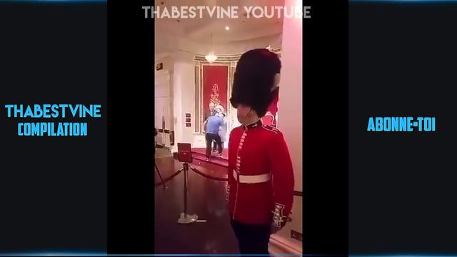 Когда королевская гвардия разозлилась! 😂 смотреть онлайн