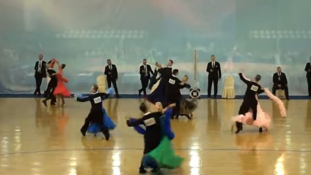 Огни Москвы Медленный фокстрот RS Молодежь 1 8 Жихарев Артем и Дьячковская Валерия смотреть онлайн