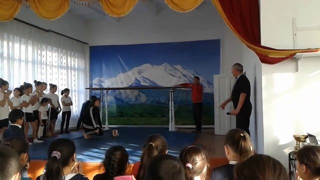 Акыртобе Акробатический этюд с мячом. смотреть онлайн
