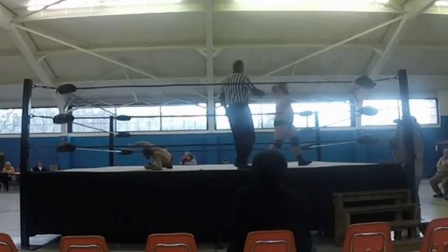 Zane Riley vs Lance Lude смотреть онлайн