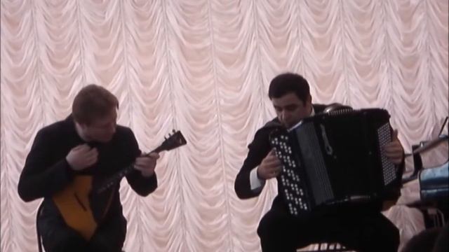 D.Fina "Bumble boogie" смотреть онлайн