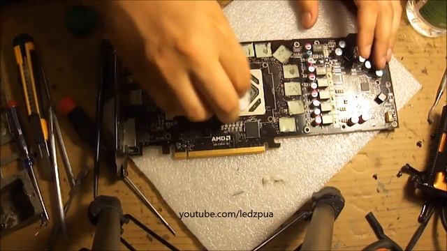 RADEON HD7970 замена термопасты.