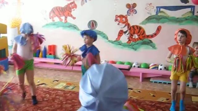 Спортивный танец Радужные дети Дет сад №43 гТомск смотреть онлайн