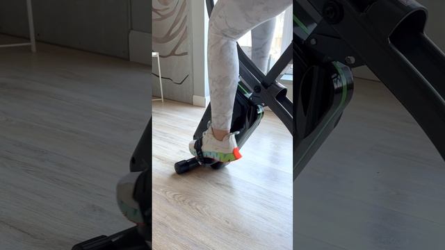 Велотренажер для дома Cardio Fit B35 смотреть онлайн