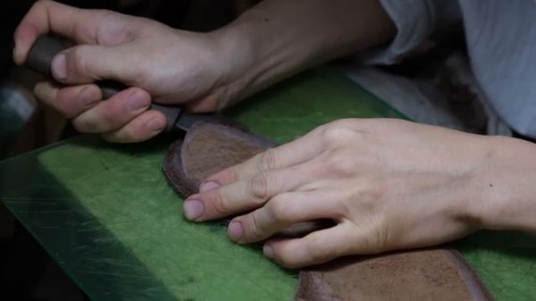 Making Traditional Loafers in Museum Calf Leather