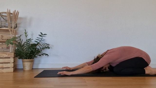 Yoga - Entspannung und Linderung #yogafüranfänger #yogapractice #gesundheit смотреть онлайн